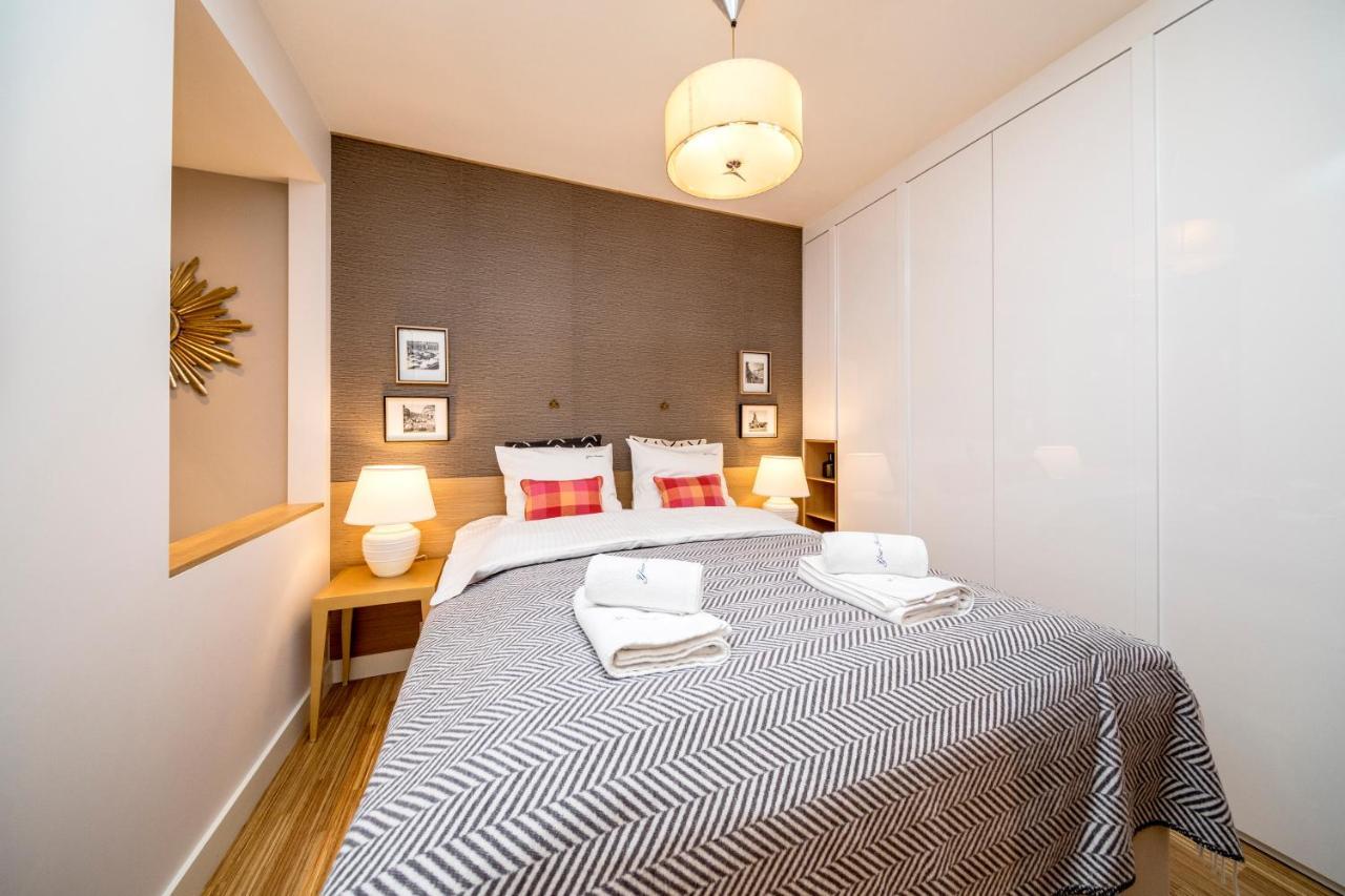Golden Apartment With Air Condition By Your Freedom Warszawa Eksteriør billede